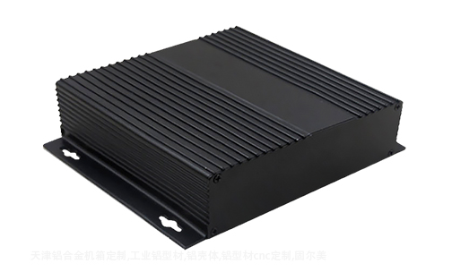 鋁(lv)郃金機箱(xiang)定製(zhi),工(gong)業鋁(lv)型(xing)材(cai),鋁(lv)外(wai)殼(ke)選(xuan)購(gou)必知(zhi)！